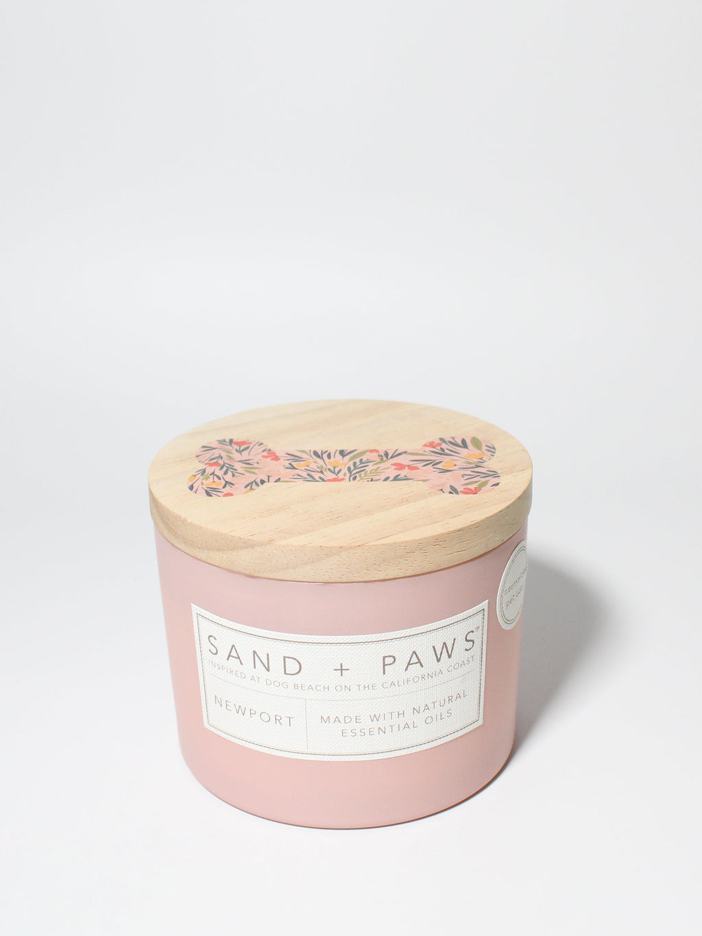 Premium Cozy Sand + Paws Newport 12 oz scented candle