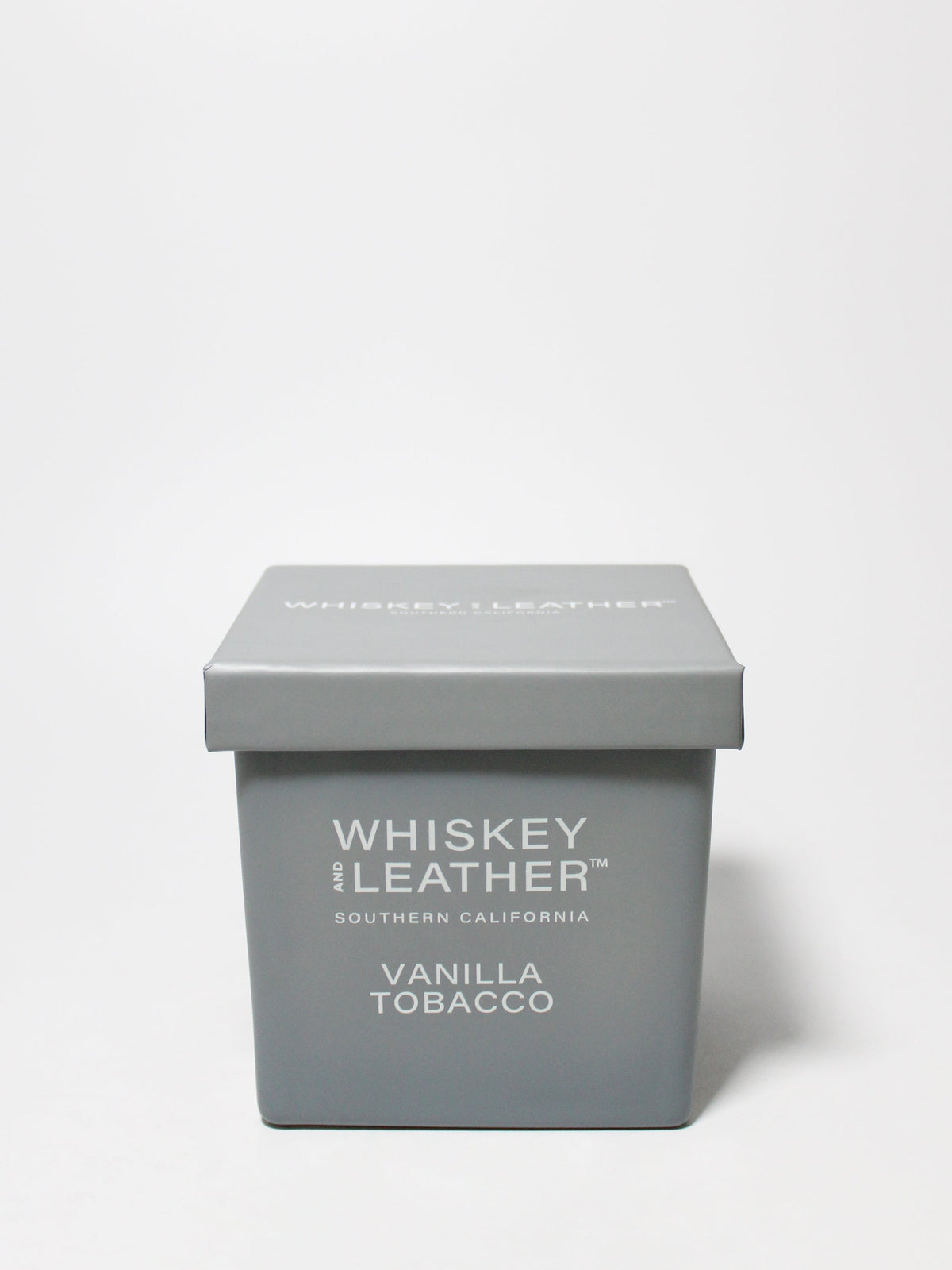 Premium Cozy Vanilla Tobacco 16 oz scented candle