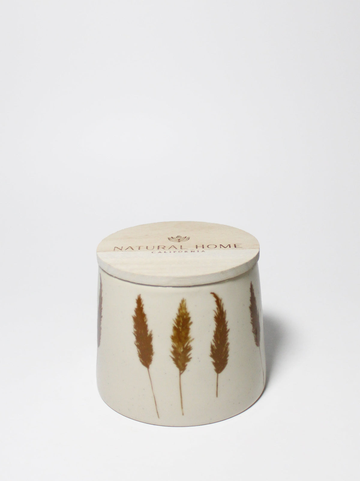 Premium Cozy Amber & Fig Natural Home 7 oz scented candle