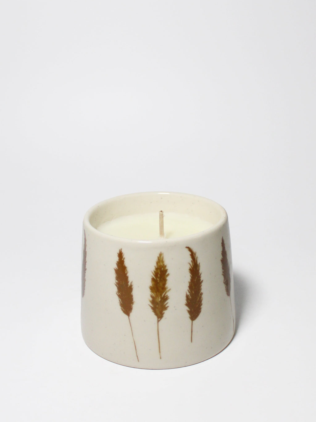 Premium Cozy Amber & Fig Natural Home 7 oz scented candle