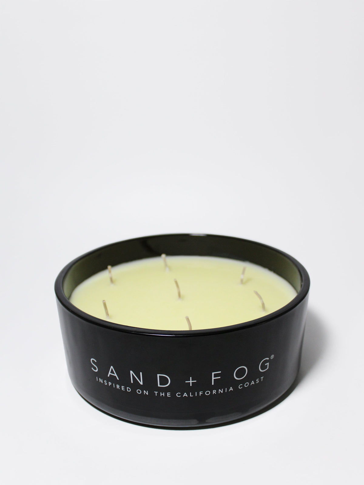 Premium Cozy Teakwood 34 oz scented candle