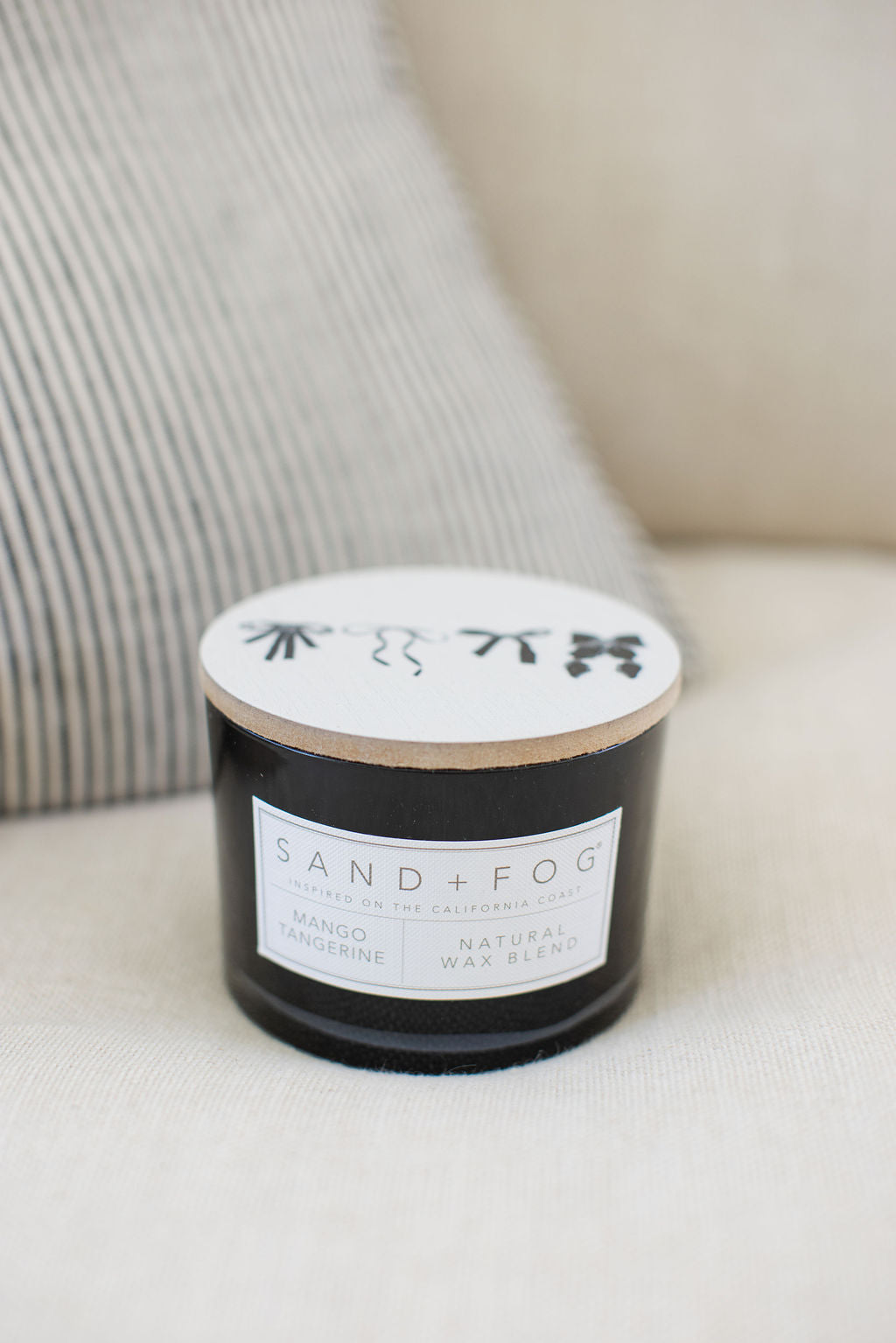 Premium Cozy Mango Tangerine 12 oz scented candle