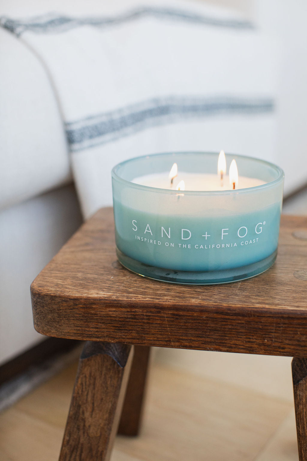 Premium Cozy California Beach House 23 oz scented candle