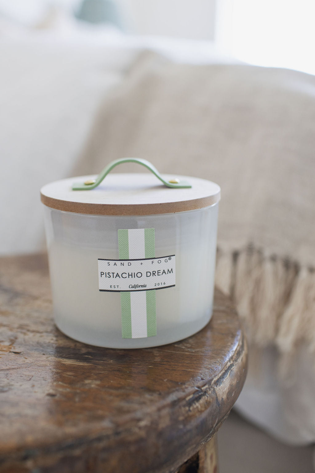 Premium Cozy Pistachio Dream 12 oz scented candle