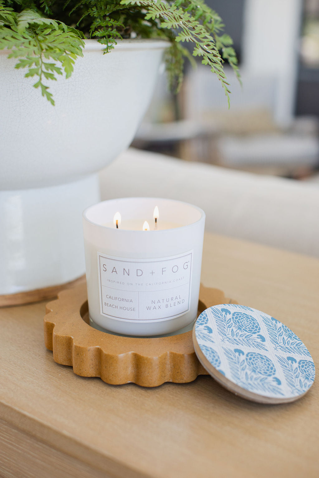 Premium Cozy California Beach House 21 oz scented candle