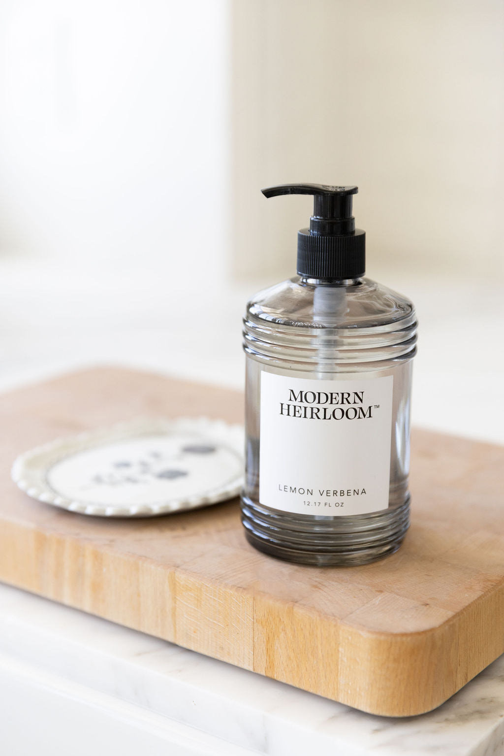 Refreshing Gentle Lemon Verbena Modern Heirloom 12.17 oz Liquid Hand Soap