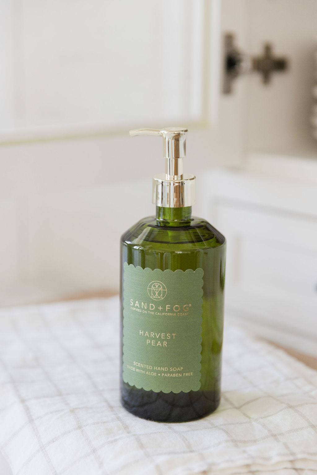 Refreshing Gentle Harvest Pear 15.7 oz Liquid Hand Soap