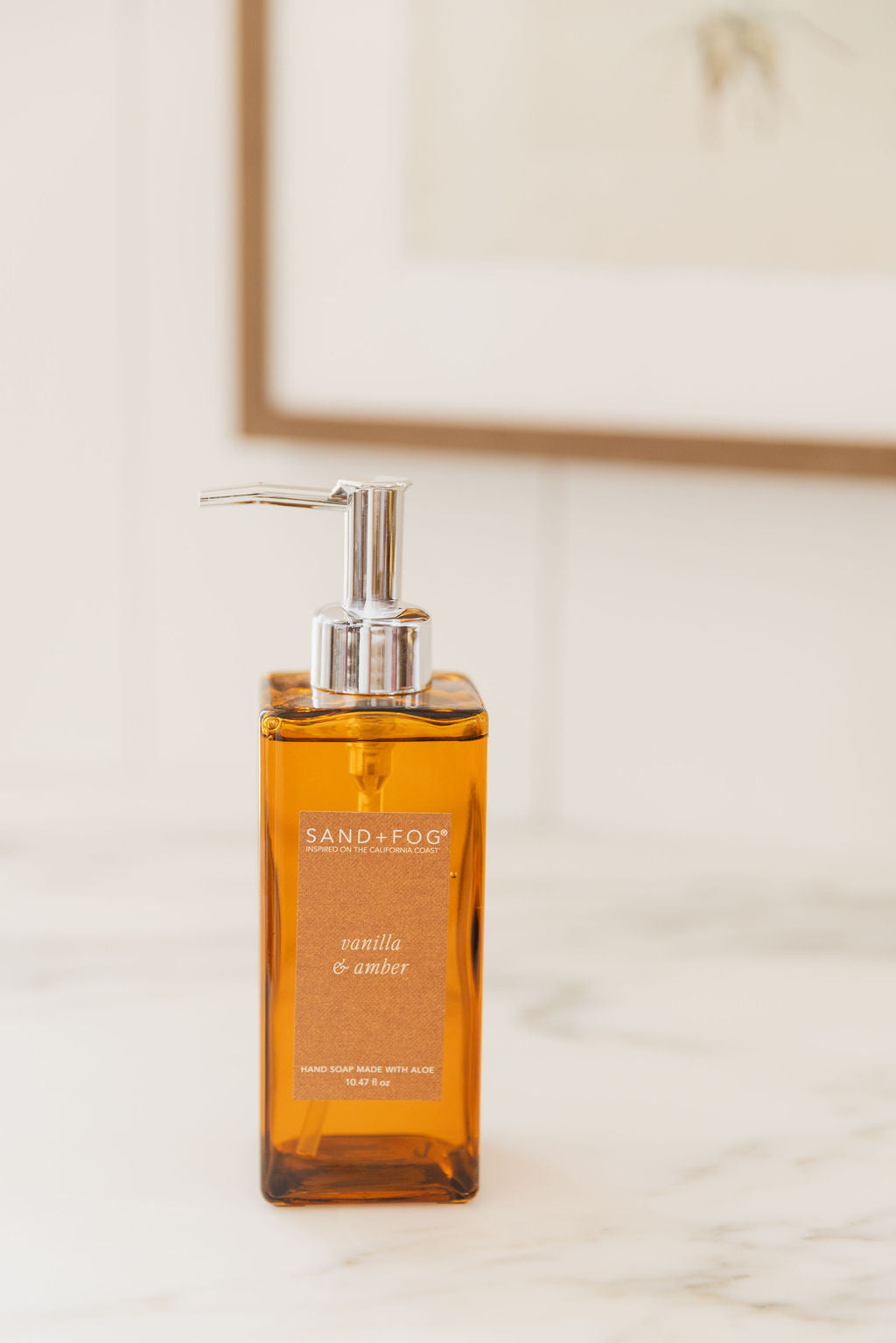 Refreshing Gentle Vanilla & Amber 10.47 oz Liquid Hand Soap