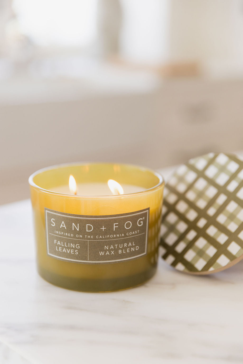 Premium Cozy Falling Leaves 12 oz scented candle