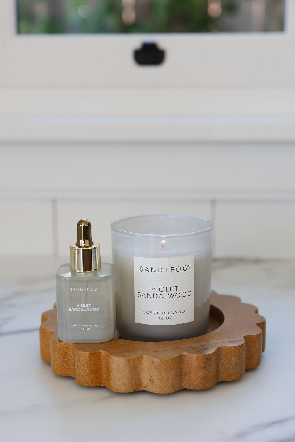Premium Cozy Violet Sandalwood 10 oz scented candle