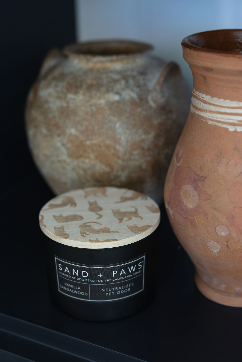 Premium Cozy Sand + Paws Vanilla Sandalwood 12 oz scented candle