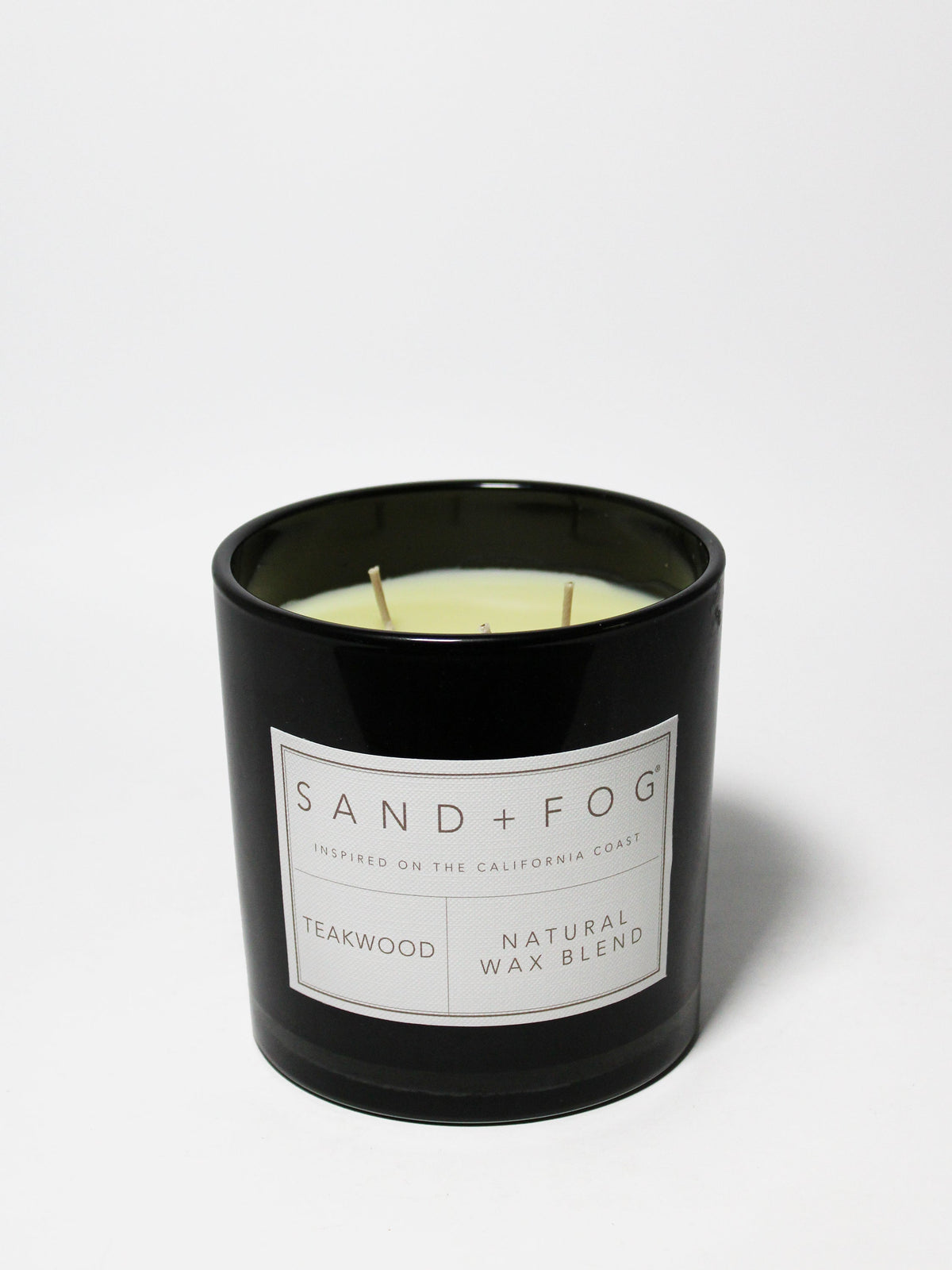 Premium Cozy Teakwood 21 oz scented candle