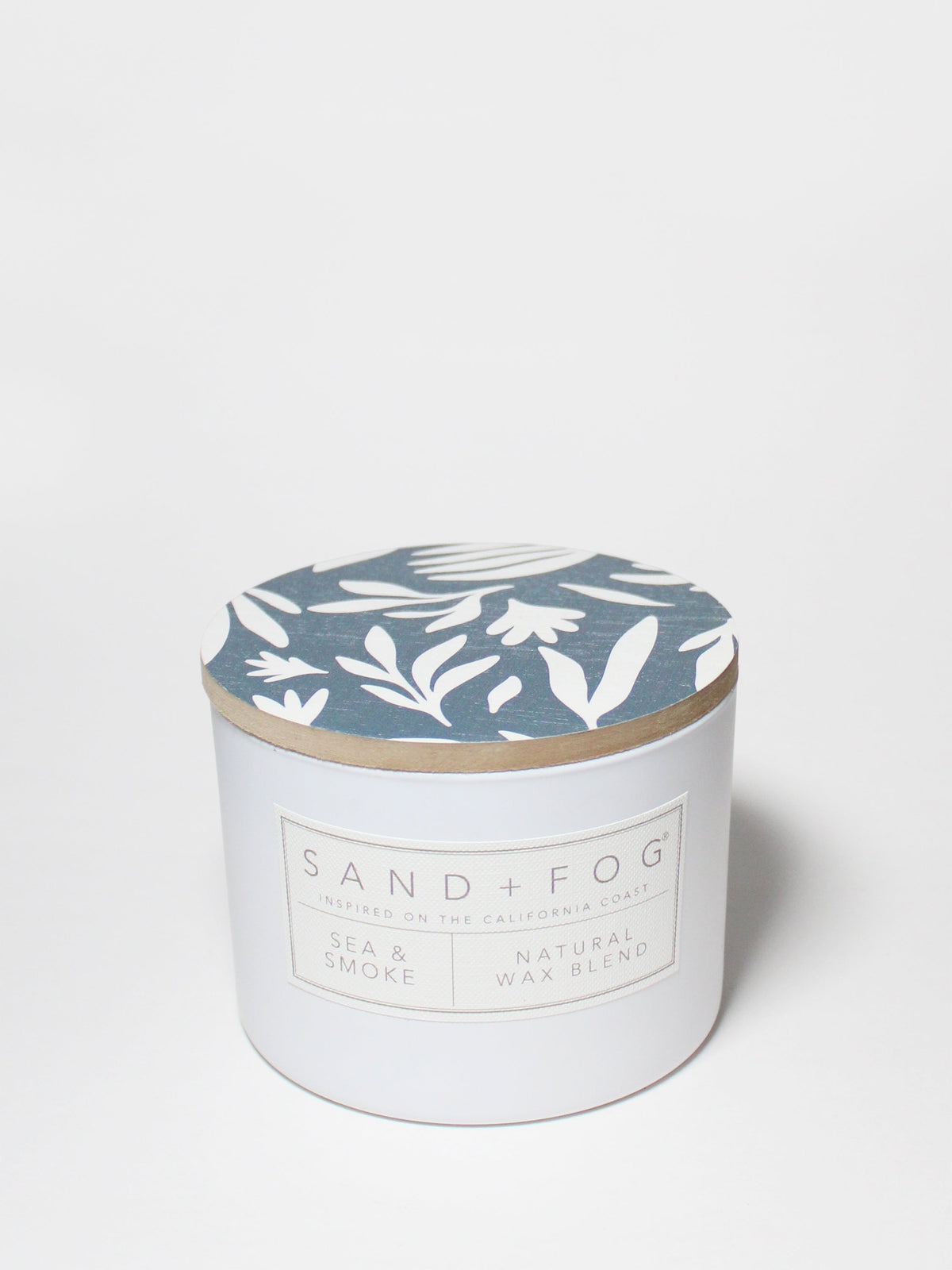 Premium Cozy Sea & Smoke 12 oz scented candle