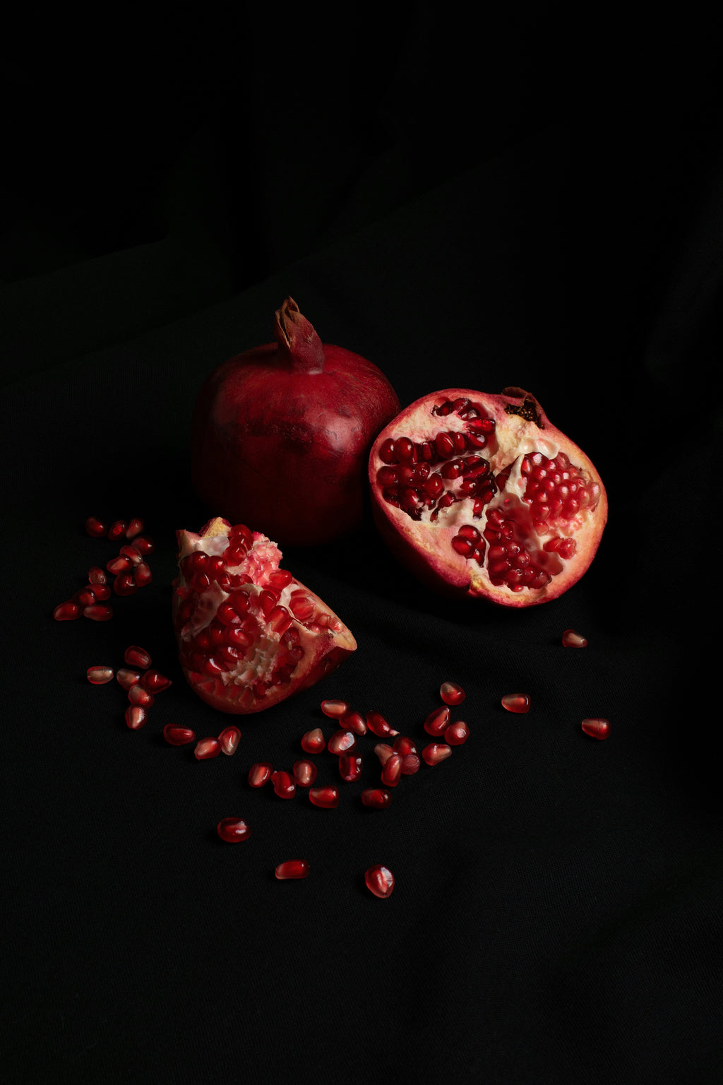 Premium Cozy Pomegranate Noir 10 oz scented candle