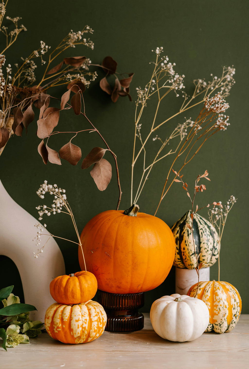 Premium Cozy Pumpkin & Eucalyptus 21 oz scented candle